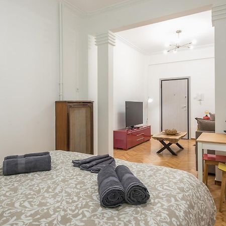 Stylish Luxury Apartment At Ampelokipi Metro Station Atenas Exterior foto